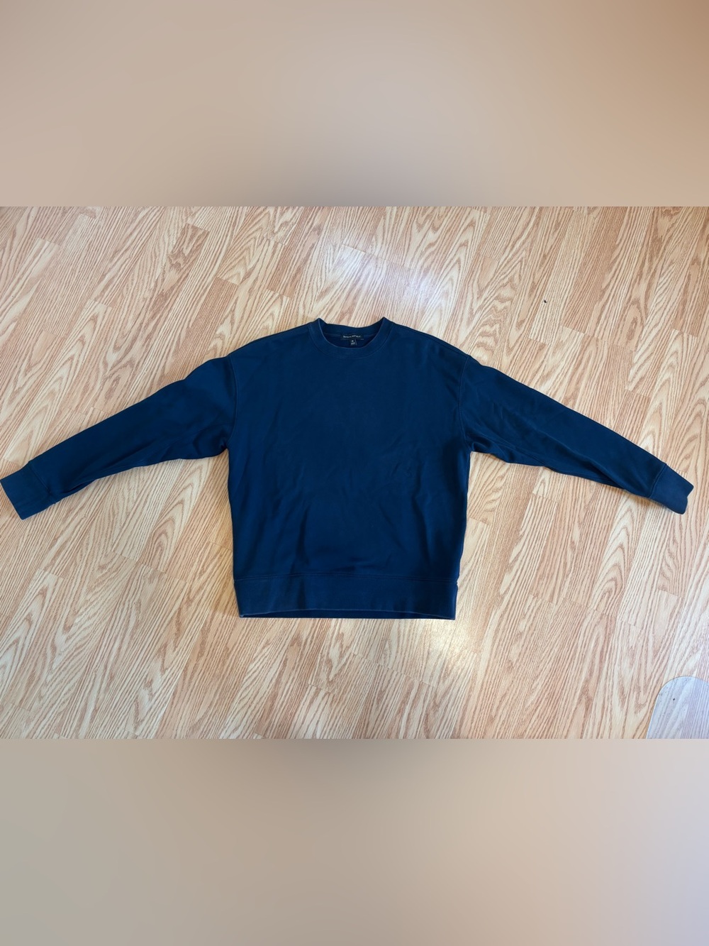 Banana republic Navy Crewneck Sweater Men's size medium
